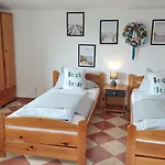Casa de hóspedes Nad Morzem 3*