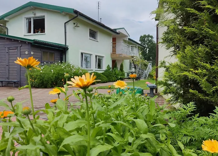 게스트하우스 Nad Morzem Zieleniewo (Kolobrzeg)