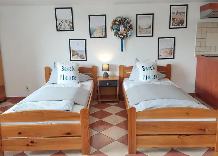 게스트하우스 Nad Morzem Zieleniewo (Kolobrzeg)